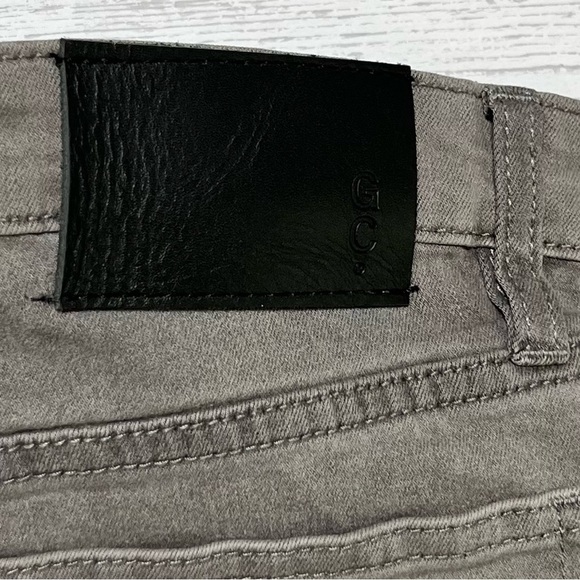 Good Counsel Men's Thurmond Tapered Jean Washed Gray Size 44x29 - Picture 12 of 13